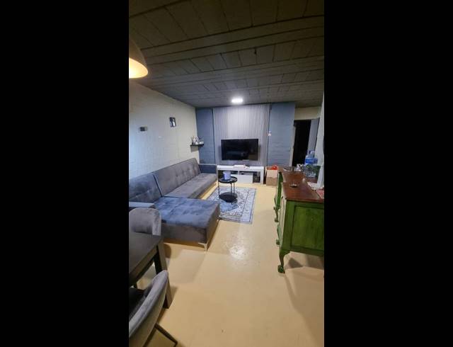 2 BEDROOM PROPERTY TO RENT IN SALT RIVER